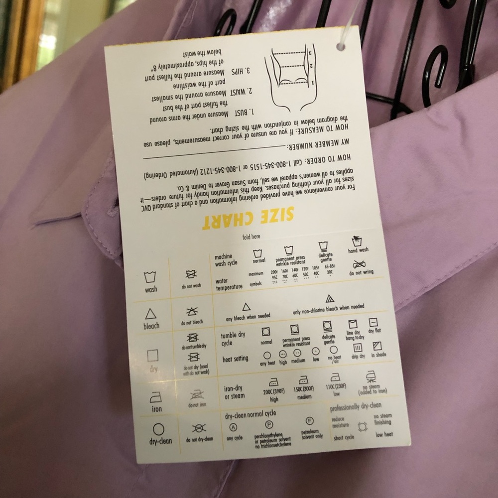Button down Shirt - Picture 4 of 4